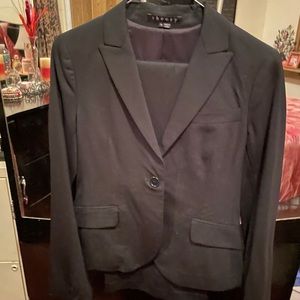 Theory Suit set